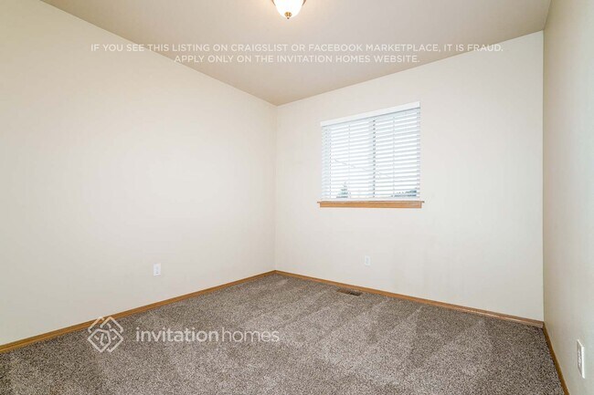 Building Photo - 306 Deeded St