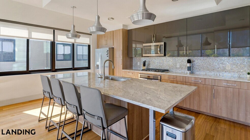 Building Photo - 1414 Wood Hollow Dr