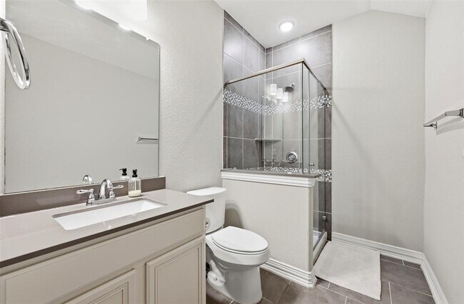 Building Photo - 311 Tangerine Dr
