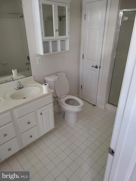 Building Photo - 13945 Hollow Wind Way
