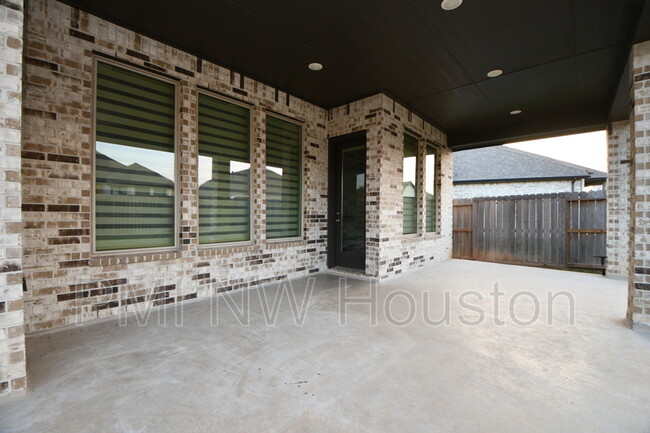 Building Photo - 29914 Violet Crest Ct