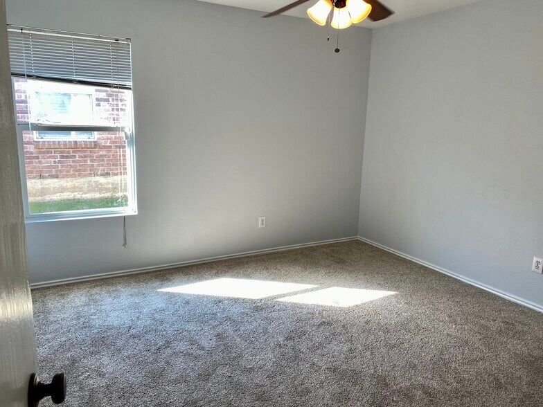 Bedroom3 - 8014 Stowe Springs Ln