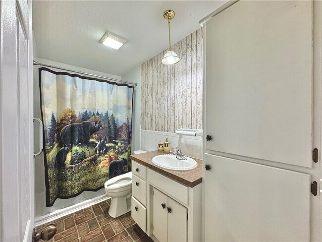 Building Photo - 171 Madison 2415