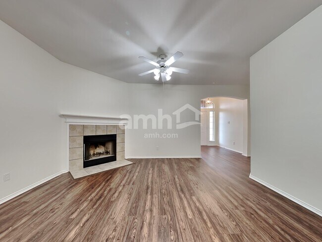 Building Photo - 12424 Silver Mist Trail