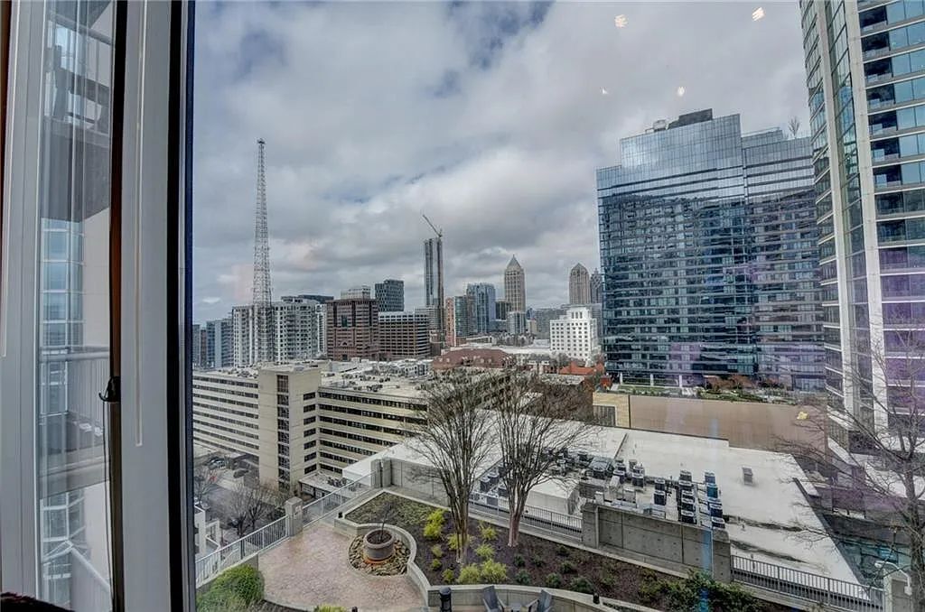 Building Photo - 855 Peachtree St NE