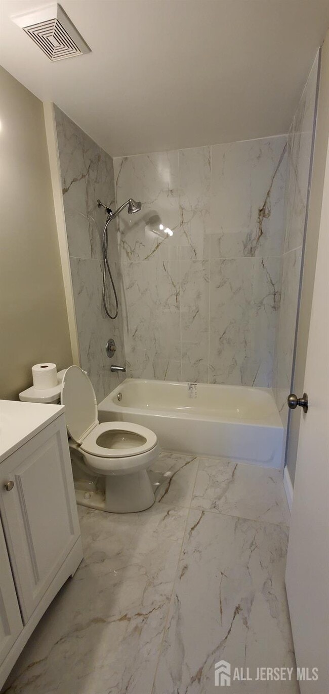 Building Photo - 261 Kempsey Dr