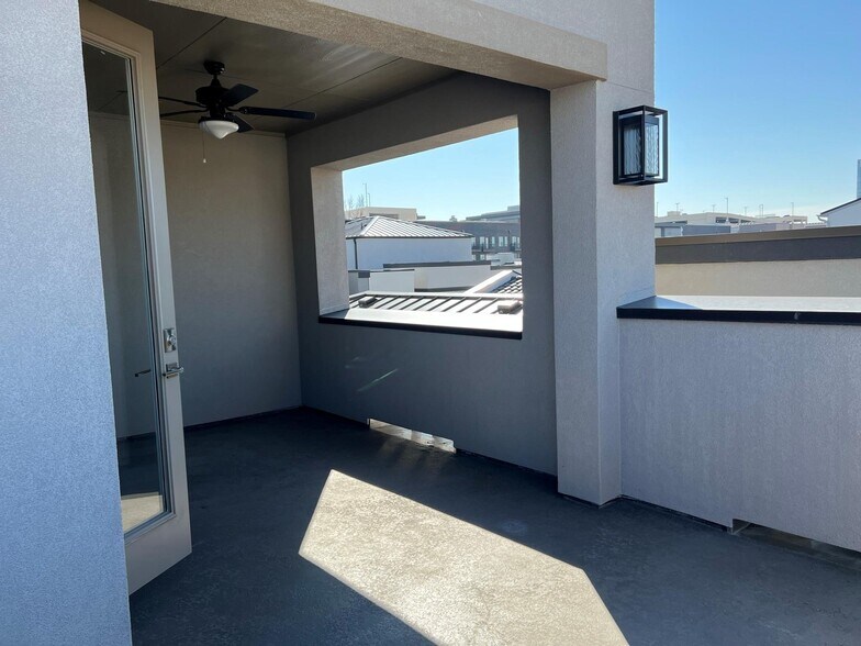 Building Photo - 7706 Element Ave