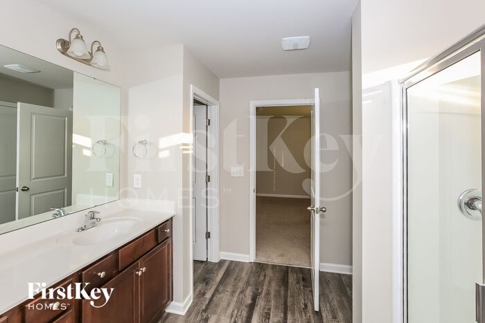 Building Photo - 9613 Hamel St