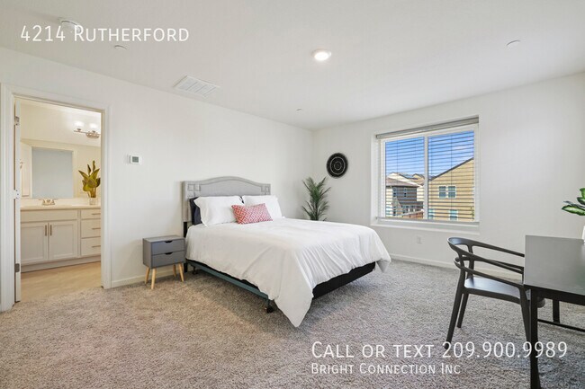 Building Photo - 4214 Rutherford Ave