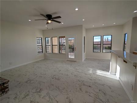 Building Photo - 42057 Parkmont Dr