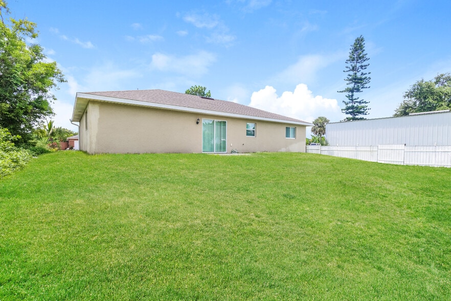 Building Photo - 3312 26th St SW