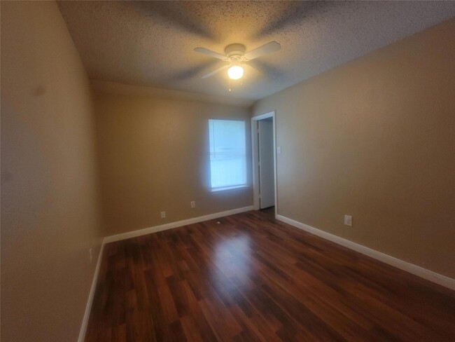 Building Photo - 829 Beaver Creek Dr