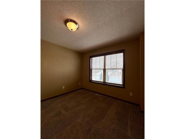 Building Photo - 12173 Waconia St NE