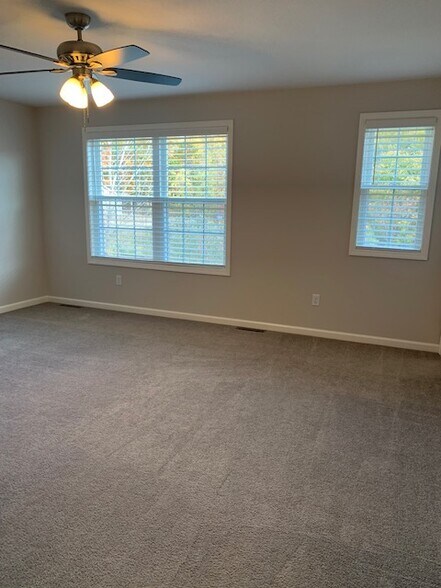 Upstairs bedroom 1 - 6072 Herons Cir