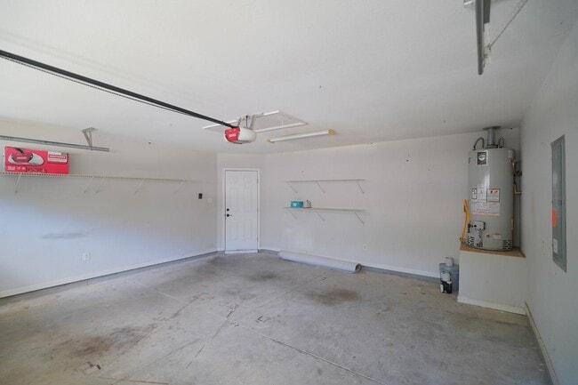 Building Photo - 9329 Tuscany Dr