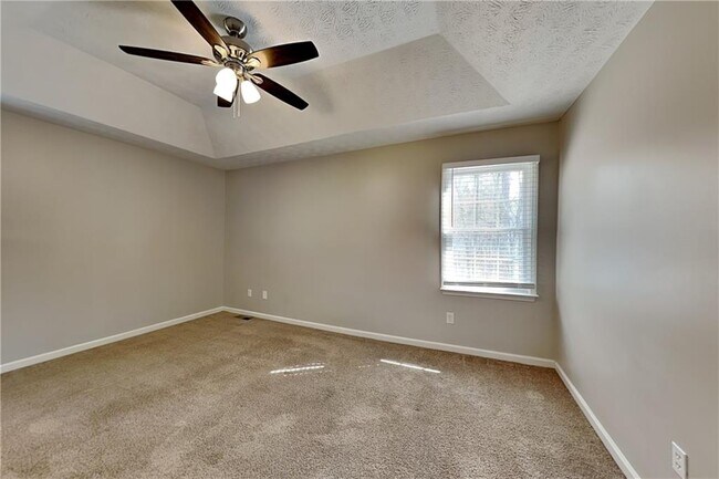 Building Photo - 360 Austin Dr