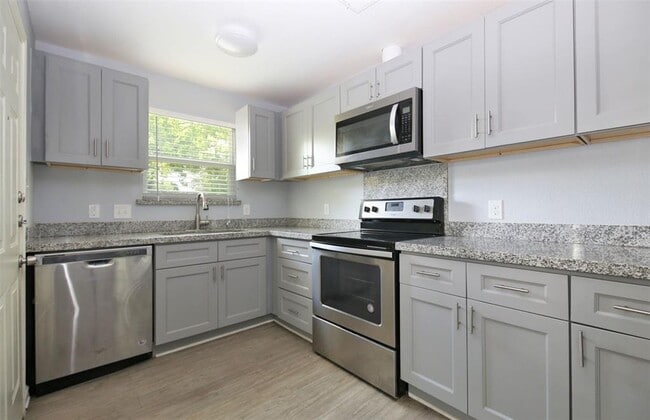 Building Photo - 3412 Blodgett St