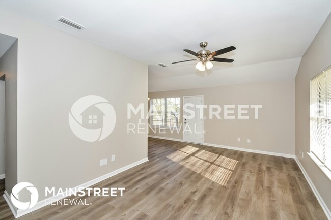 Building Photo - 862 Lavergne Ln