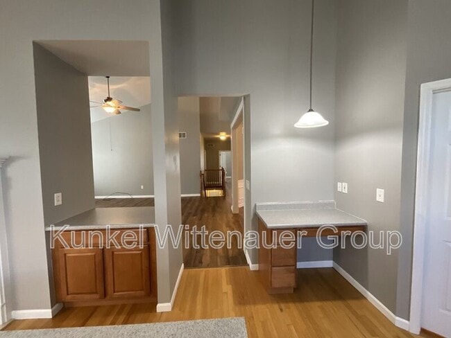 Building Photo - 2308 Four Lakes Dr