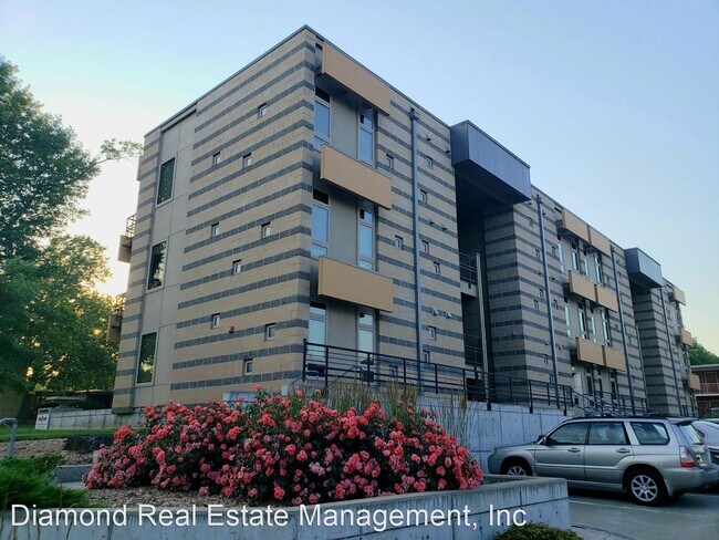 Building Photo - 1 br, 1 bath Apartment - 1000 SUNSET 1000 ...