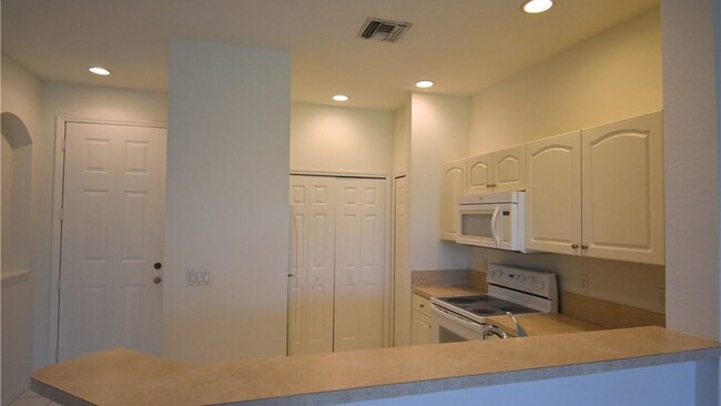 Building Photo - 4255 Liron Ave