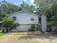 Building Photo - 8304 Woodview Dr N