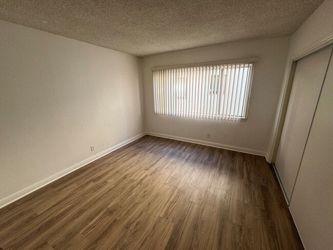 Building Photo - 3363rex