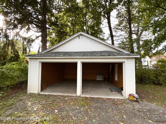 Building Photo - 1707 Monroe Ave