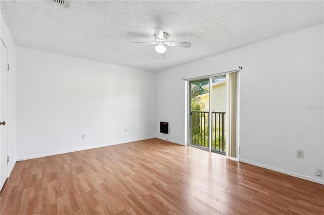 Building Photo - 7551 Abonado Rd