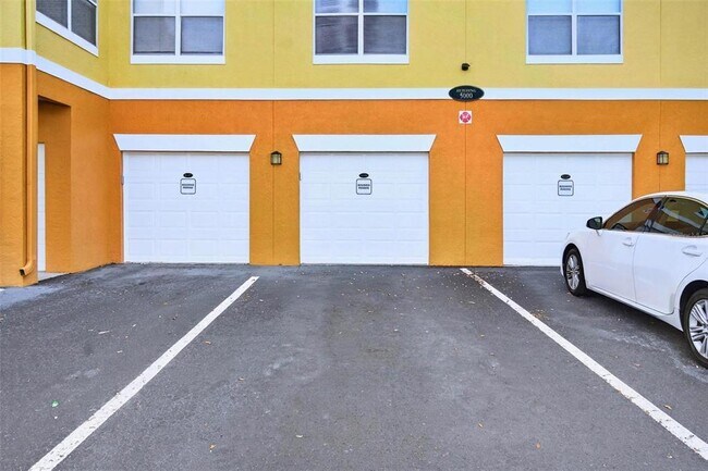 Building Photo - 10764 70th Ave N