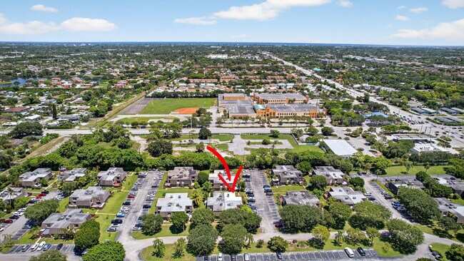 Building Photo - 1590 Forest Lakes Cir