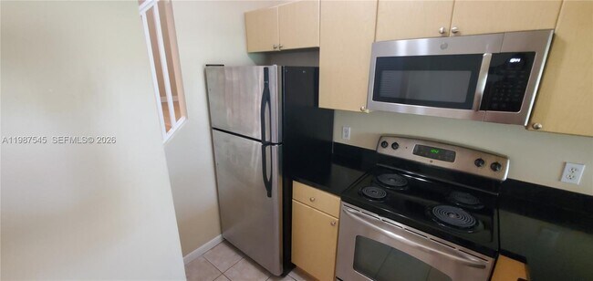 Building Photo - 1103 Coral Club Dr