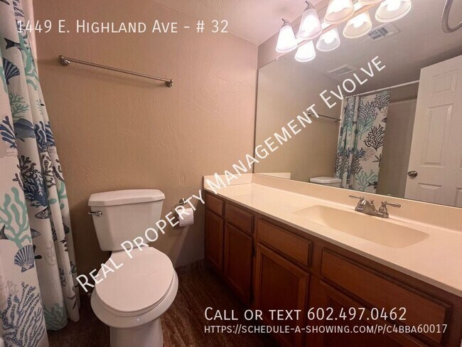 Building Photo - 1449 E Highland Ave