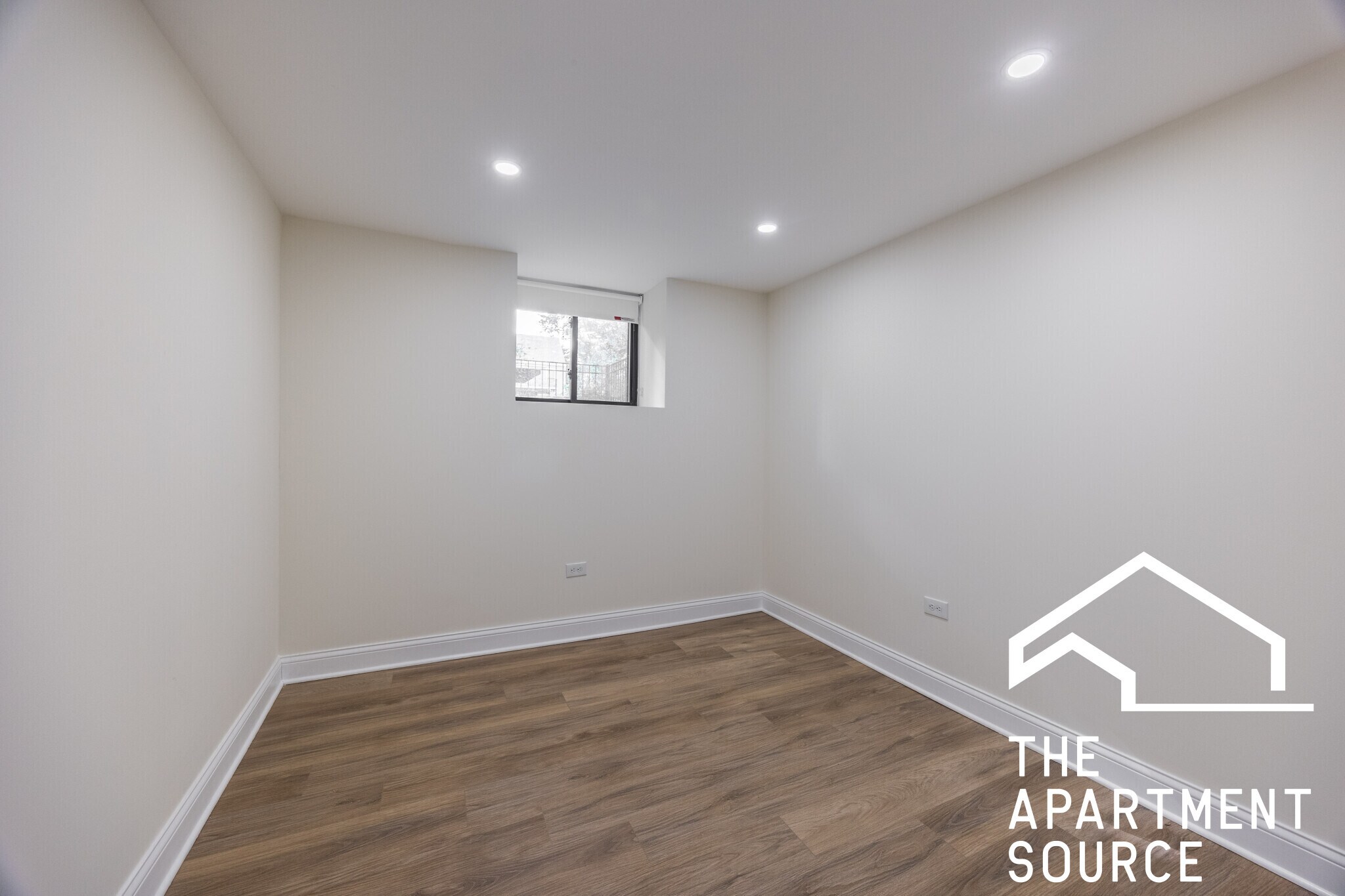 Building Photo - 4636 N Hamilton Ave