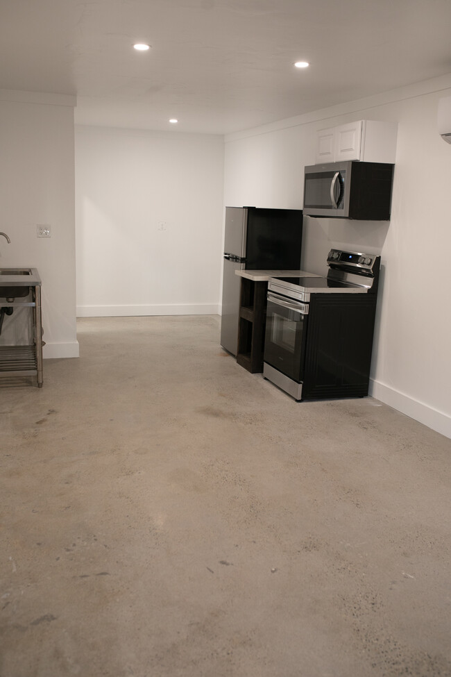 Kitchen area - 660 E Pine Ave