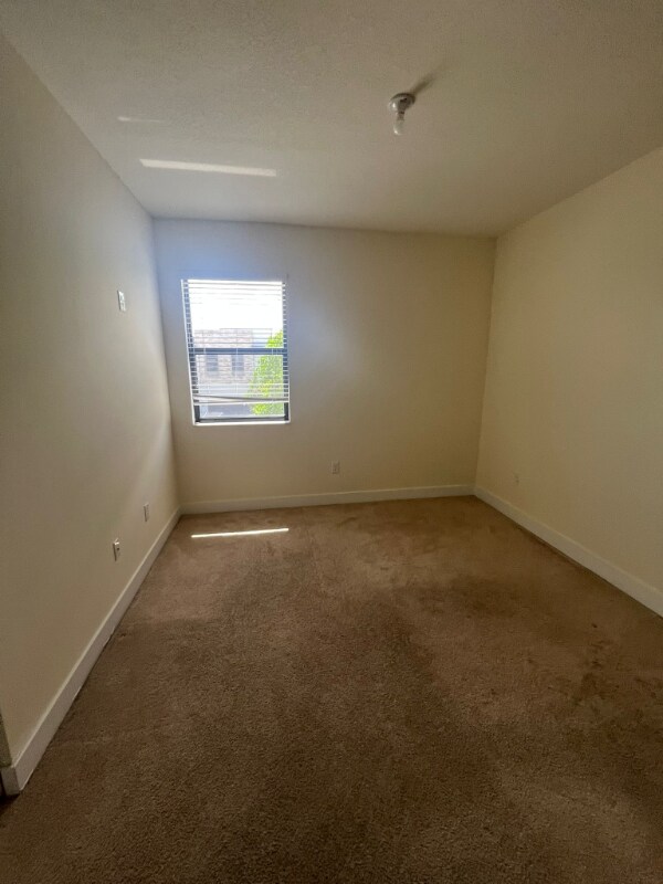 Building Photo - 8154 NW 114th Pl