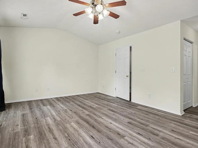 Building Photo - 113 Olde Towne Way