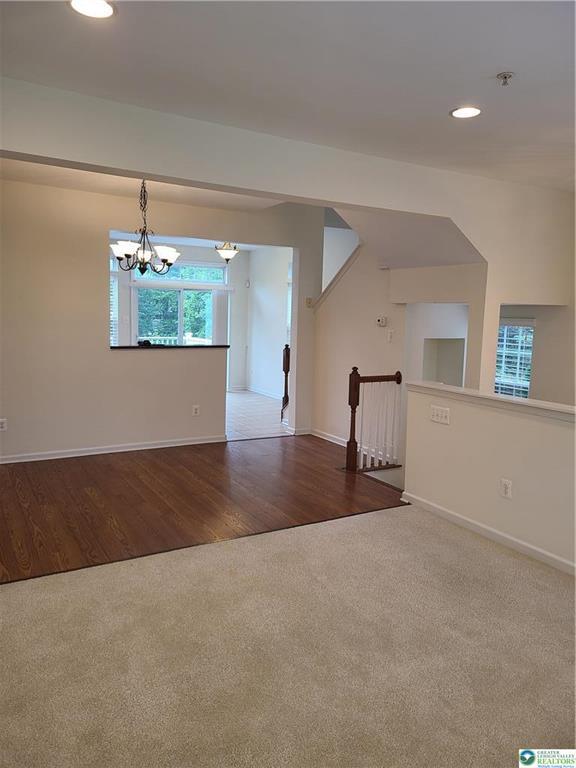 Building Photo - 1600 Oakridge Ln
