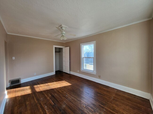 Building Photo - 3914-3916 2nd Avenue