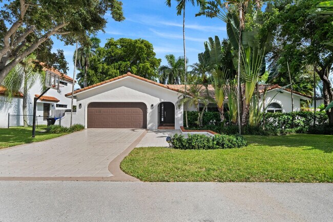 Building Photo - 326 Seven Isles Dr