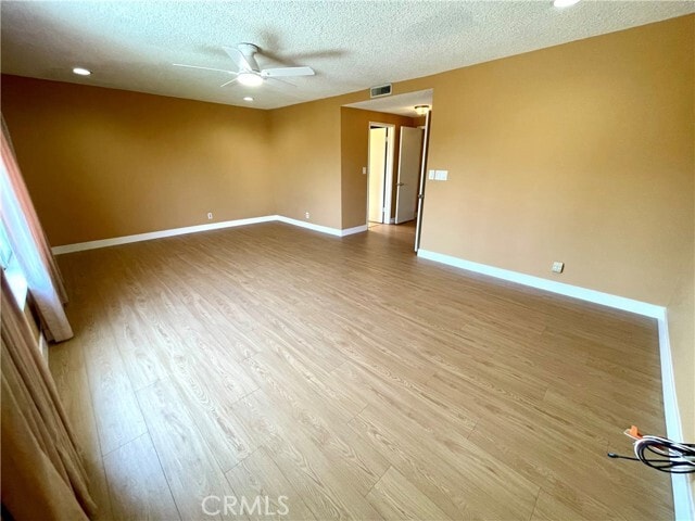 Building Photo - 10524 Casanes Ave