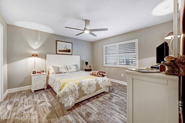 Building Photo - 156 Plover Ln