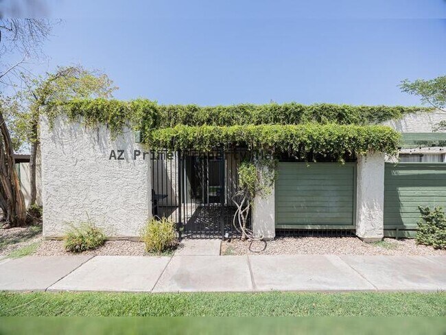 Building Photo - 625 S Allred Dr
