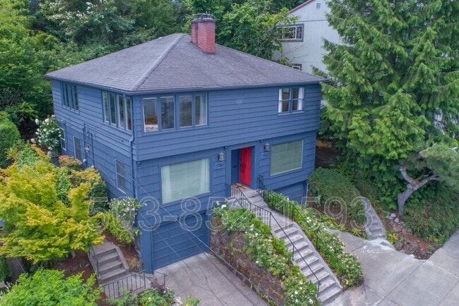 Primary Photo - 2762 NW Quimby St