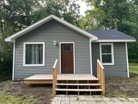 Building Photo - 27666 W Stonegate Dr