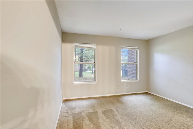 Building Photo - 7915 Coriander Dr