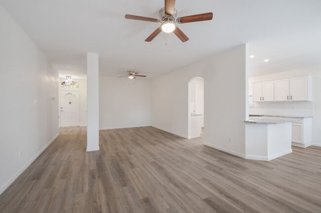 Building Photo - Updated 3-Bedroom Home with Spacious Backyard