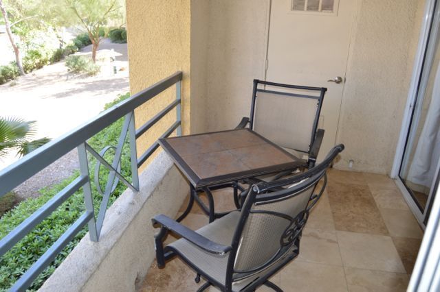 Building Photo - Meridian Furnished 2 Bd / 2 Ba Luxury Condo - Resort Style Living.