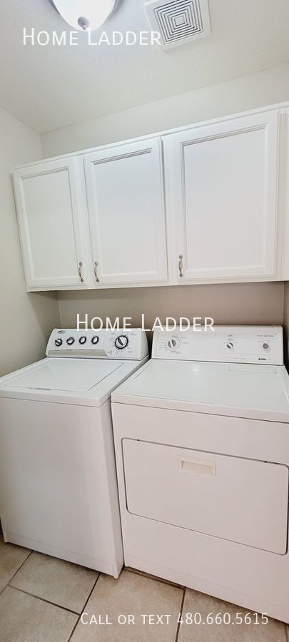 Building Photo - 10423 W Pasadena Ave