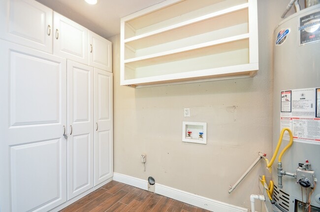 Building Photo - 12123 Ryewater Dr
